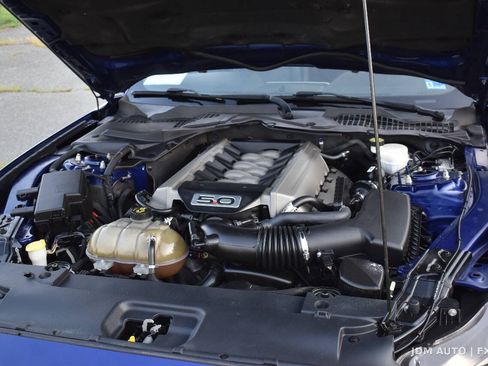 Used 2015 Ford Mustang GT Premium w/ Equipment Group 401A RWD image 26