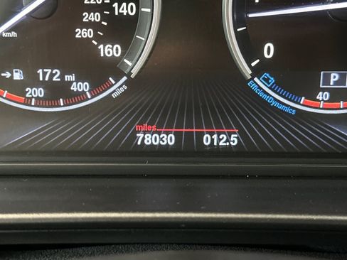 Used 2014 BMW 535d Sedan RWD image 24