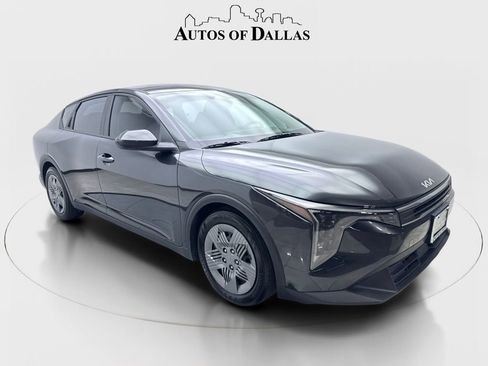 Used 2025 Kia K4 LX image 4