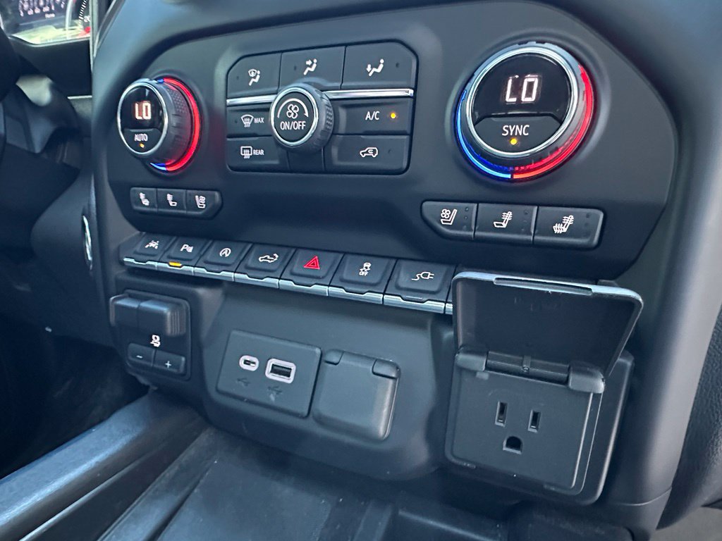 Used 2021 Chevrolet Silverado 1500 High Country w/ Technology Package AWD/4WD image 20
