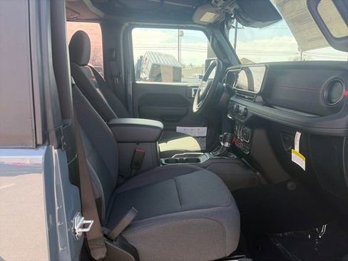 New 2026 Jeep Wrangler Rubicon w/ Xtreme 35 Tire Package image 24