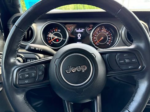 Used 2022 Jeep Gladiator Sport AWD/4WD image 29