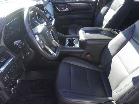 Used 2023 Chevrolet Tahoe Z71 w/ Luxury Package image 19