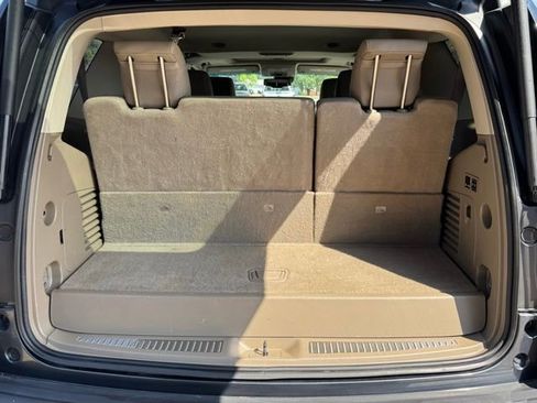 Used 2019 GMC Yukon SLT AWD/4WD image 13