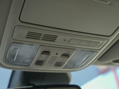 Used 2014 Honda Odyssey EX-L image 26