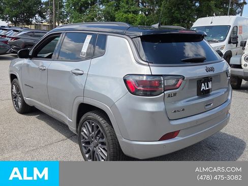 Used 2022 Jeep Compass High Altitude AWD/4WD image 11