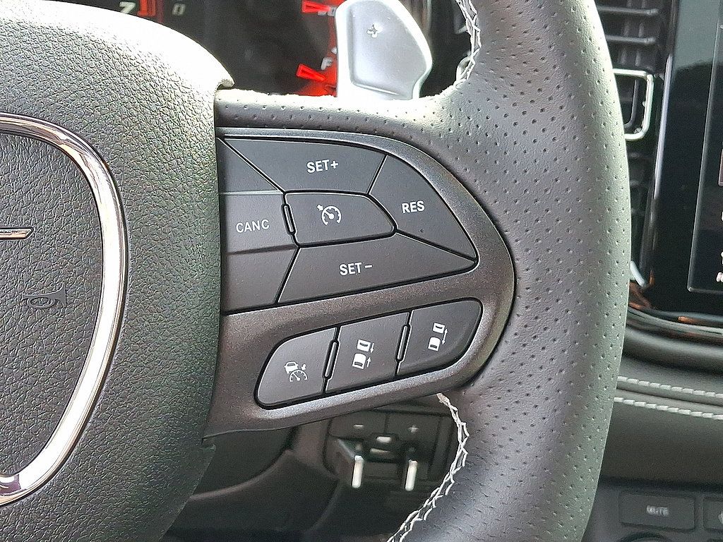 Used 2026 Dodge Durango SRT Hellcat w/ Premium Group AWD/4WD image 31