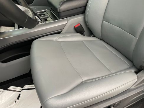 Used 2025 Ford F150 Lightning Flash image 22