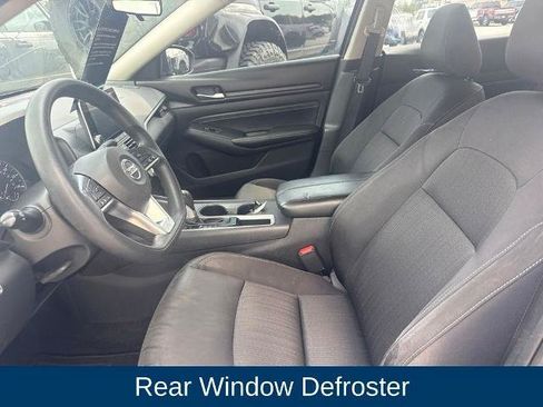 Used 2019 Nissan Altima 2.5 S FWD image 12