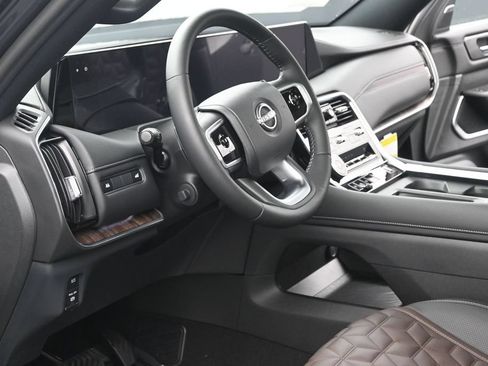 New 2026 Nissan Armada Platinum AWD/4WD image 7