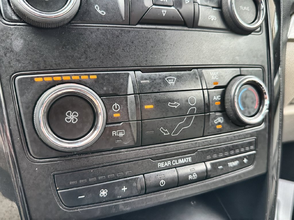 Used 2018 Ford Explorer 4WD image 16