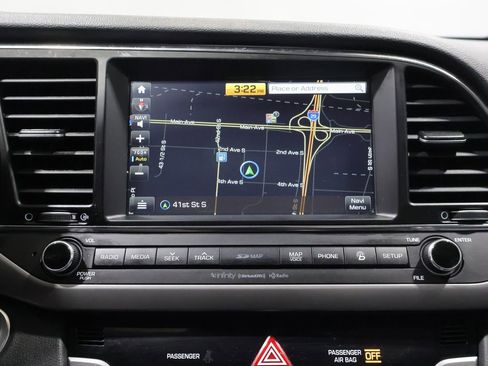 Used 2017 Hyundai Elantra Limited w/ Limited Ultimate Package 05 FWD image 28