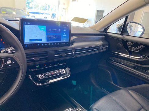 New 2025 Lincoln Corsair Grand Touring w/ Equipment Group 301A image 12