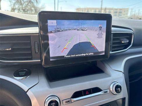 Certified 2023 Ford Explorer XLT w/ Equipment Group 202A image 28