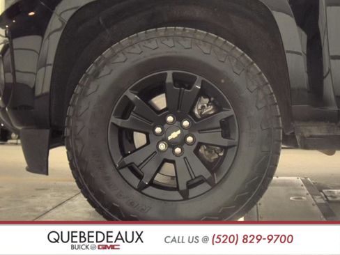 Used 2021 Chevrolet Colorado Z71 w/ Z71 Midnight Edition image 9