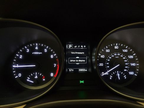 Used 2017 Hyundai Santa Fe Sport image 23