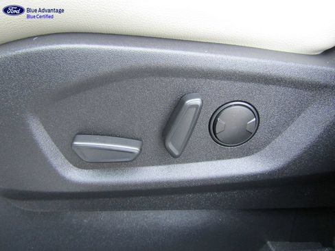 Certified 2024 Ford Edge Titanium w/ Equipment Group 301A AWD/4WD image 28