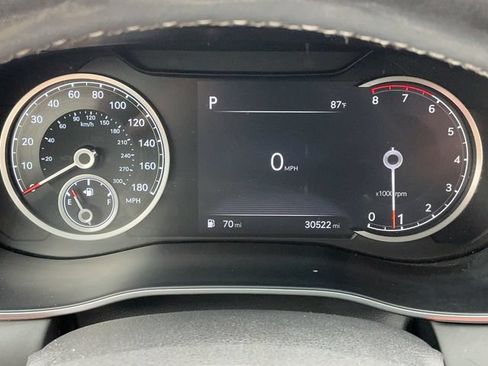 Used 2023 Genesis G70 2.0T AWD/4WD image 26