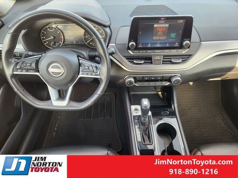 Used 2024 Nissan Altima 2.5 SR image 28
