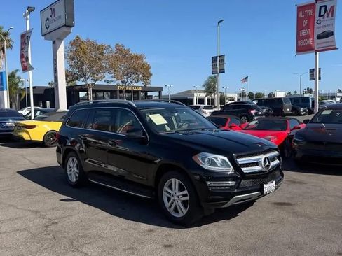 Used 2014 Mercedes-Benz GL 450 4MATIC image 3