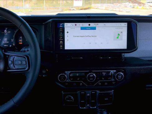 Used 2024 Jeep Wrangler Sport S w/ Convenience Group image 6