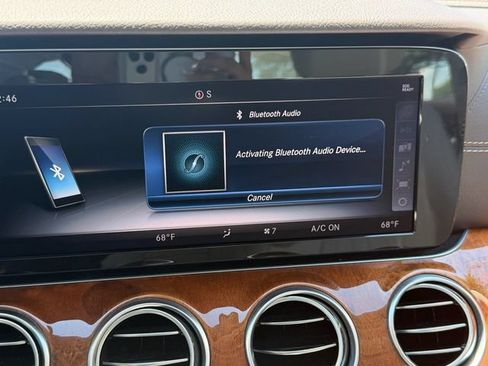 Used 2018 Mercedes-Benz E 300 4MATIC image 18