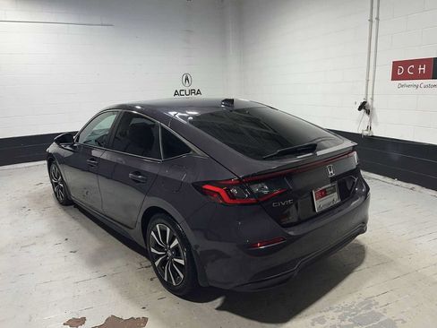 Used 2024 Honda Civic EX-L image 4