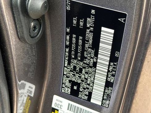 Certified 2021 Toyota Sienna Platinum image 35