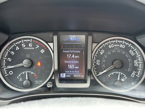 Used 2020 Toyota Tacoma TRD Off-Road w/ TRD Premium Off Road Package AWD/4WD image 41