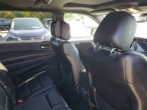 Used 2024 Dodge Durango GT image 31