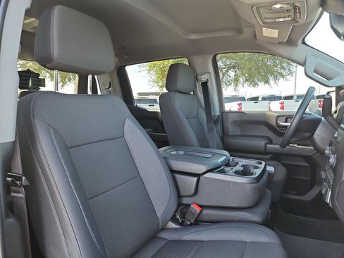 Certified 2025 Chevrolet Silverado 1500 Custom AWD/4WD image 30