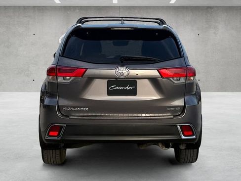 Used 2019 Toyota Highlander Limited Platinum image 15