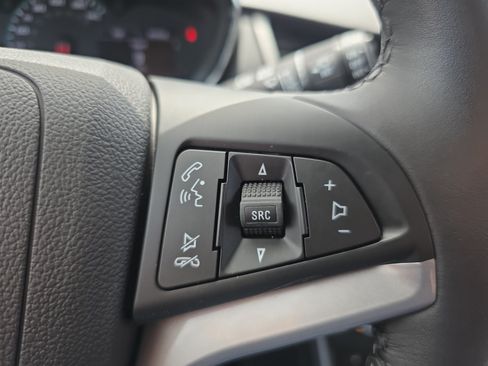 Used 2019 Chevrolet Trax LT w/ LT Convenience Package AWD/4WD image 20