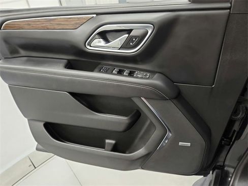 Used 2023 Chevrolet Tahoe Premier image 28
