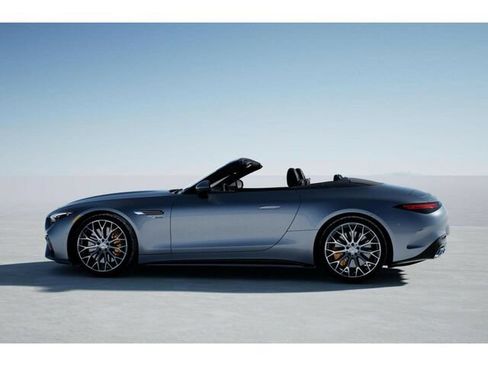 New 2026 Mercedes-Benz SL 63 AMG S e Performance 4MATIC image 34