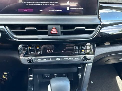 Certified 2024 Kia Seltos S FWD image 37
