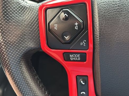 Used 2022 Toyota Tacoma SR5 RWD image 22