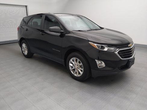Used 2020 Chevrolet Equinox LS AWD/4WD image 11