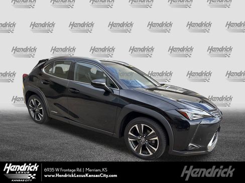 Used 2021 Lexus UX 250h w/ Premium Package image 1