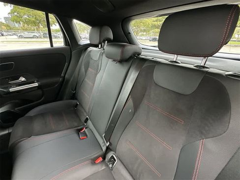 Used 2024 Mercedes-Benz GLA 250 4MATIC image 22