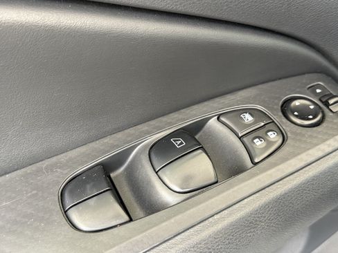 Used 2022 Nissan Altima 2.5 SV FWD image 13