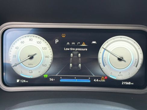 Used 2023 Hyundai Kona Limited FWD image 26
