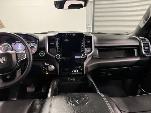Used 2025 RAM 1500 Laramie AWD/4WD image 21