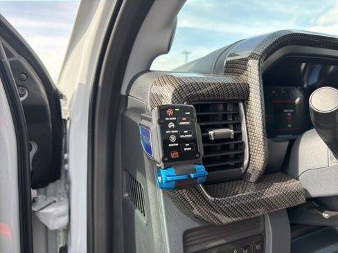 New 2025 Ford F250 Lariat w/ Lariat Ultimate Package image 27