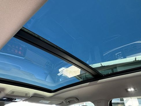 New 2026 Volkswagen Atlas SEL image 9