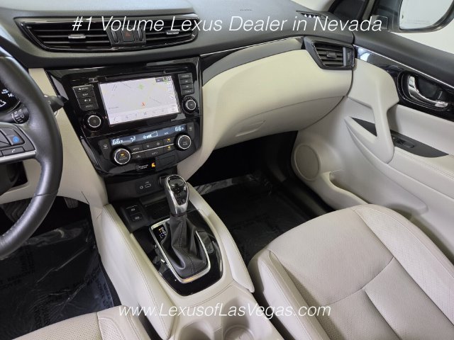 Used 2019 Nissan Rogue Sport SL w/ Premium Package AWD/4WD image 18