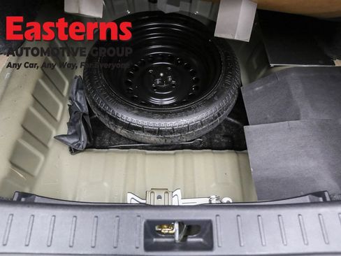 Used 2023 Nissan Versa SV image 22