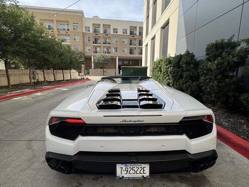 Used 2017 Lamborghini Huracan LP 580-2 image 8
