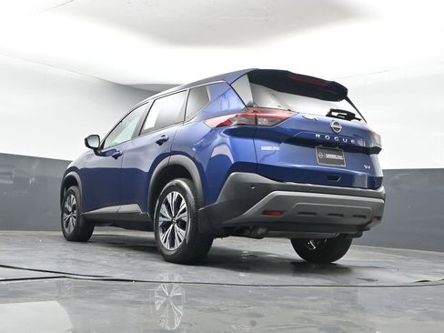 Used 2022 Nissan Rogue SV image 31