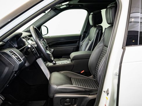 Used 2023 Land Rover Discovery S R-Dynamic image 20